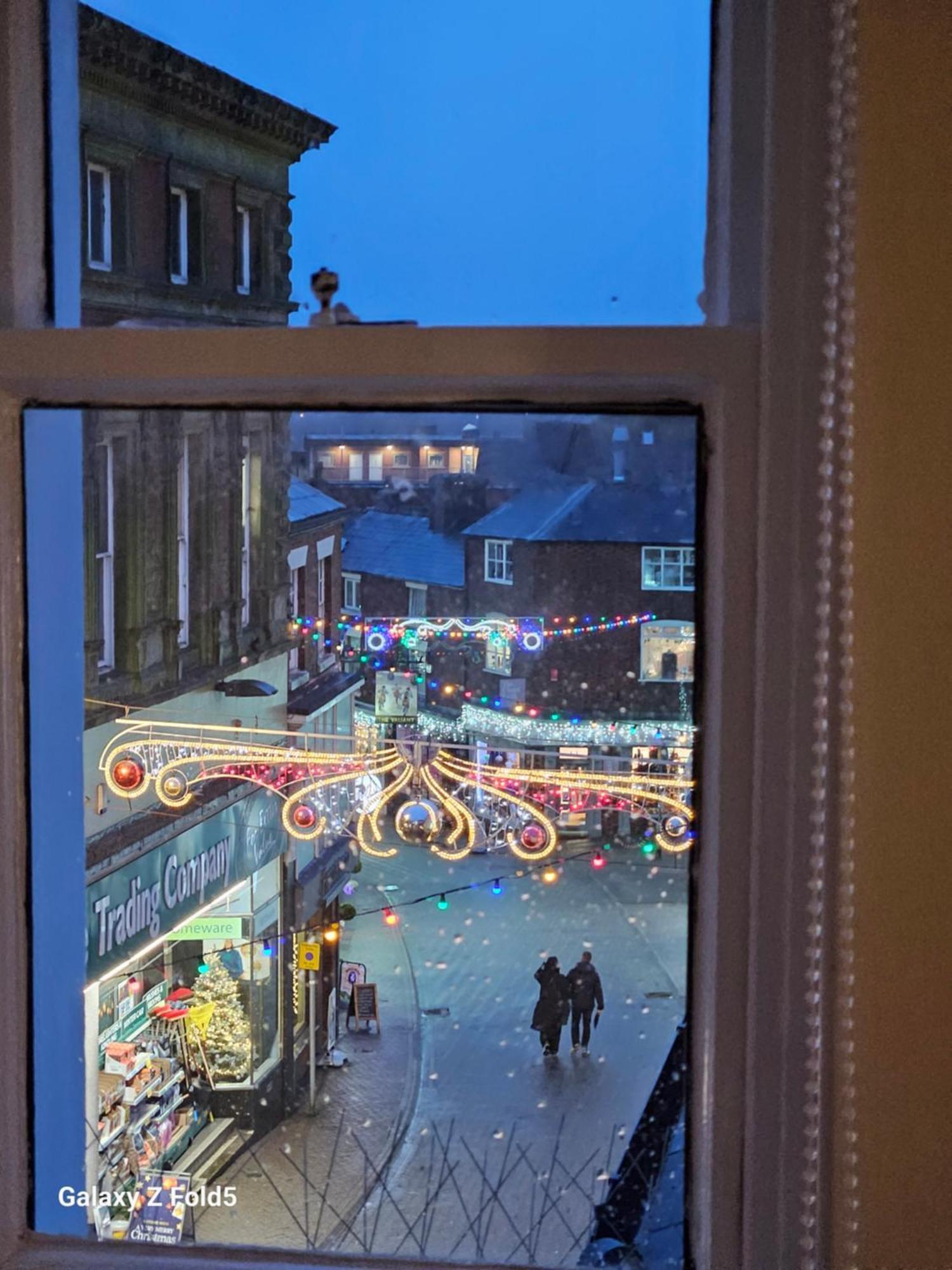 Central Chambers Suites - Suite 1 Leek Luaran gambar