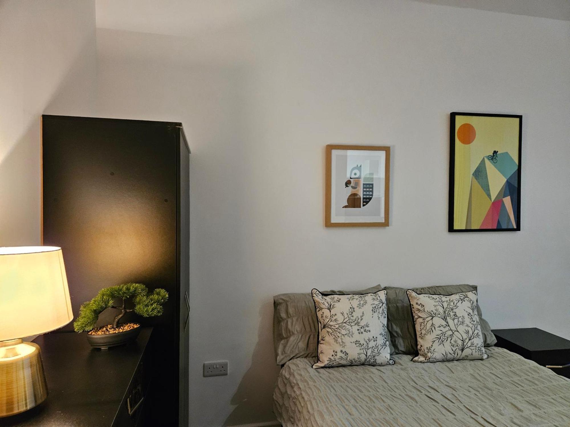 Central Chambers Suites - Suite 1 Leek Luaran gambar